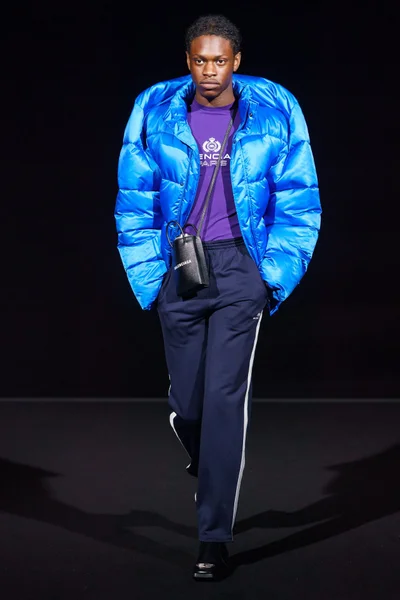 Look 33